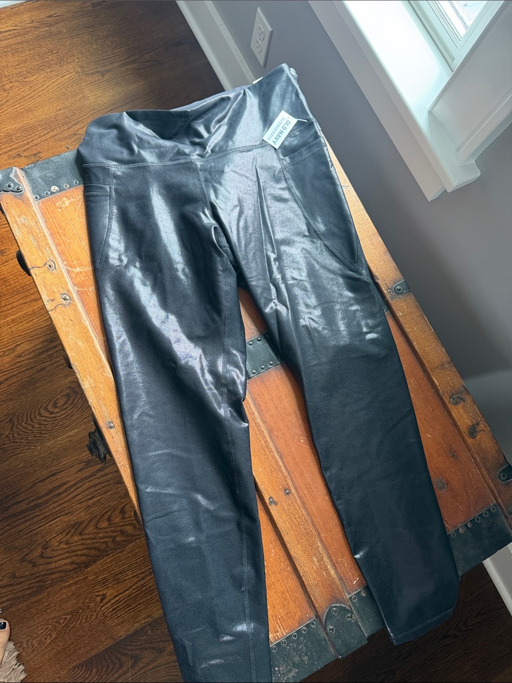 Old Navy Black Faux-Leather Metallic Leggings